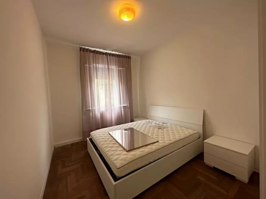 Immagine 8 di Camera in affitto  in Via Carlo Cattaneo a Padova