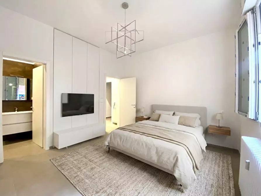 Immagine 2 di Appartamento in vendita  in via domenico scarlatti a Bologna