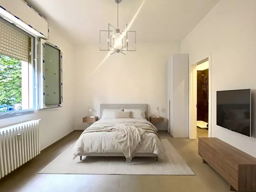 Immagine 3 di Appartamento in vendita  in via domenico scarlatti a Bologna