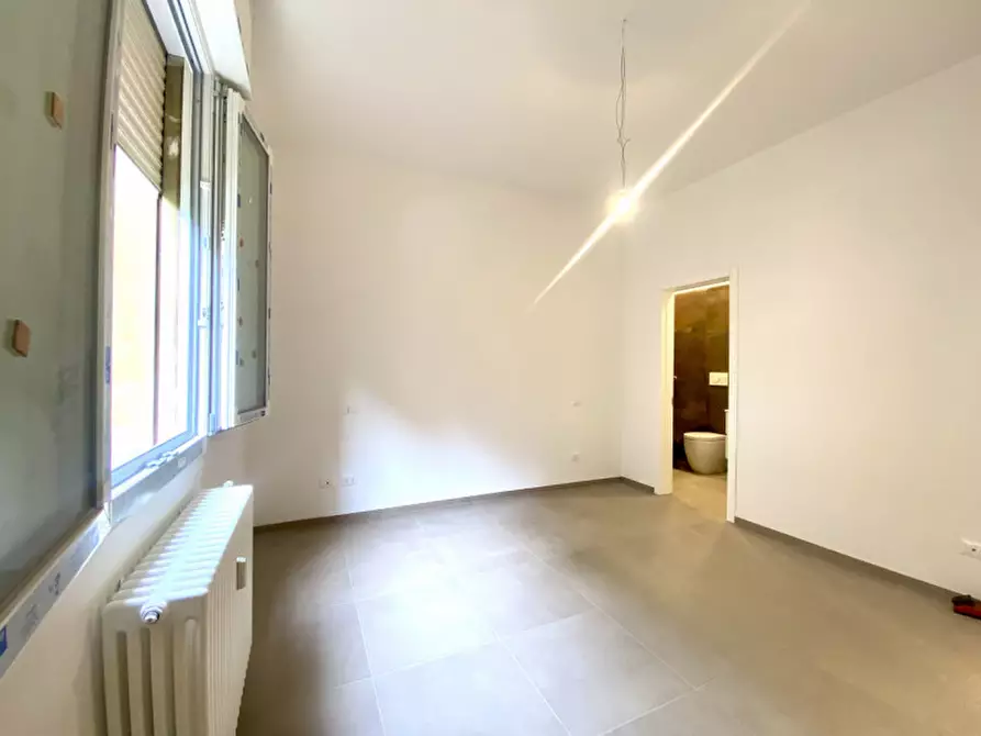 Immagine 12 di Appartamento in vendita  in via domenico scarlatti a Bologna