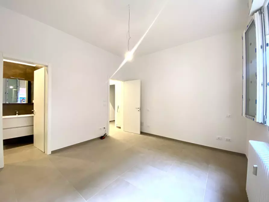 Immagine 13 di Appartamento in vendita  in via domenico scarlatti a Bologna