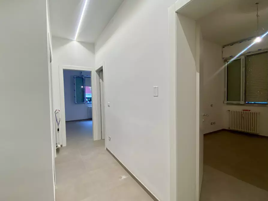 Immagine 14 di Appartamento in vendita  in via domenico scarlatti a Bologna