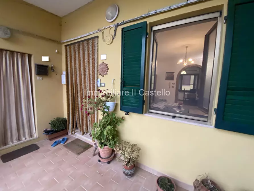 Immagine 3 di Villetta a schiera in vendita  in Via Santa Maria a Castiglione Del Lago