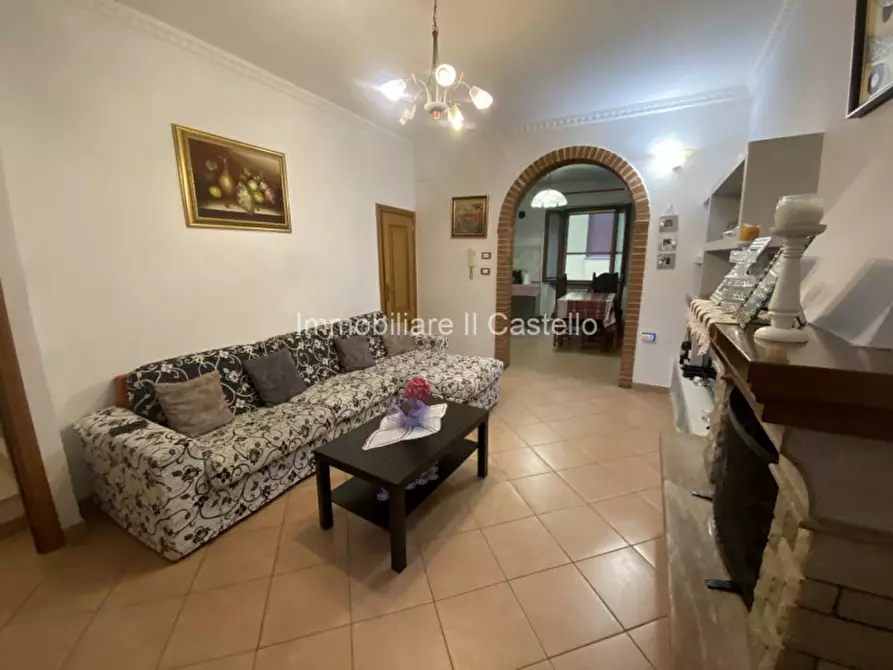 Immagine 9 di Villetta a schiera in vendita  in Via Santa Maria a Castiglione Del Lago