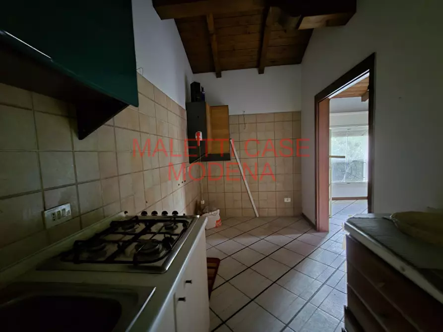 Immagine 5 di Casa indipendente in vendita  a Serramazzoni
