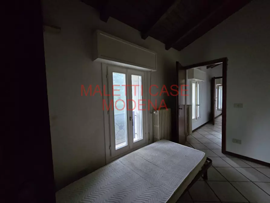 Immagine 9 di Casa indipendente in vendita  a Serramazzoni