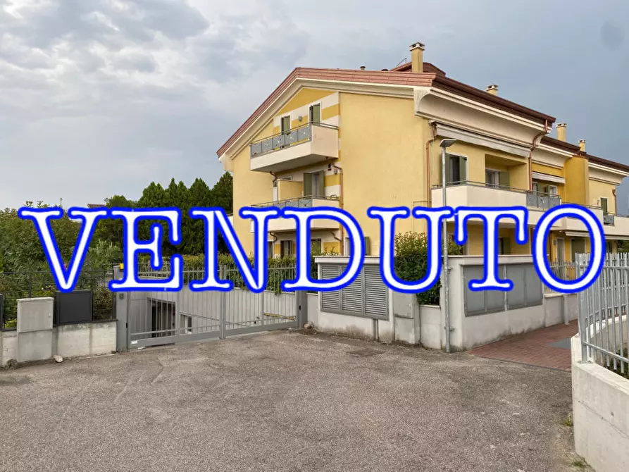 Immagine 1 di Appartamento in vendita  in Via Unità d'italia a Castel D'azzano