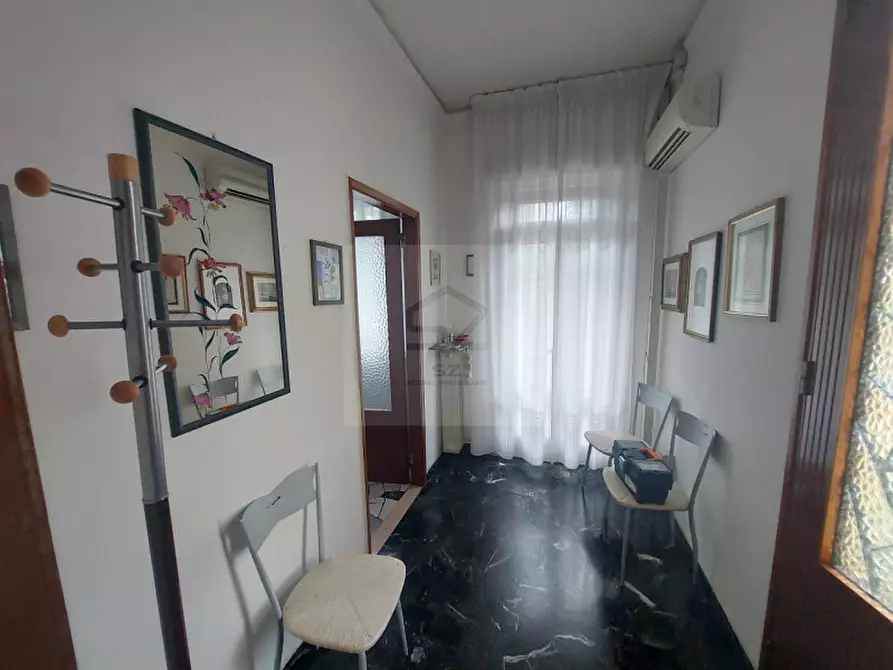 Immagine 1 di Casa bifamiliare in vendita  in via CATTELLANI a Padova