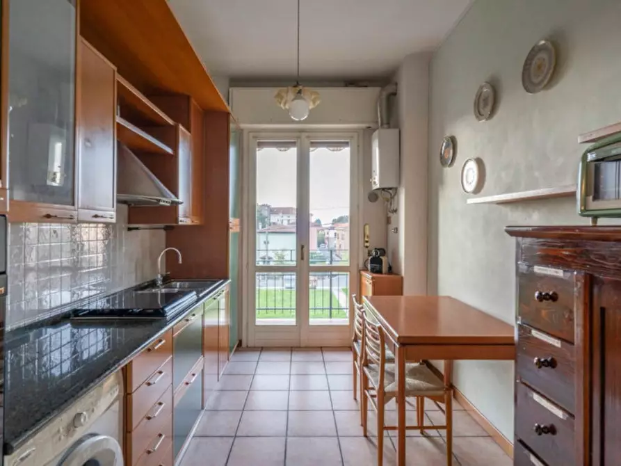 Immagine 3 di Appartamento in vendita  in Via Del Brasile 5 a Brescia