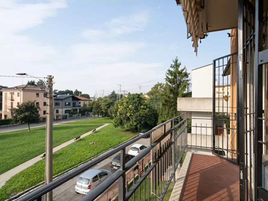 Immagine 15 di Appartamento in vendita  in Via Del Brasile 5 a Brescia