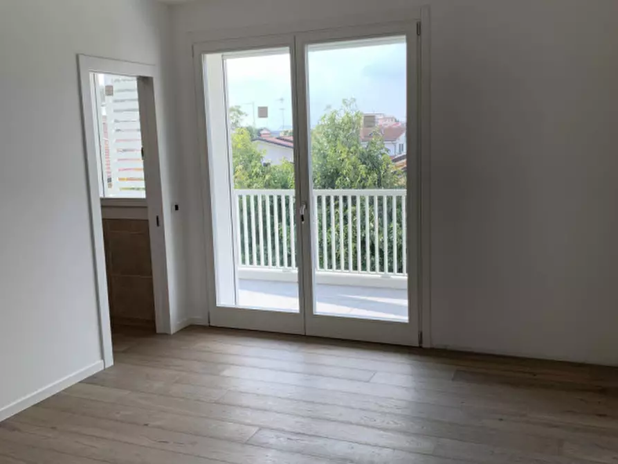 Immagine 4 di Appartamento in vendita  a Montegrotto Terme