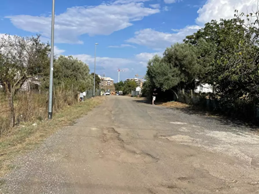 Immagine 8 di Terreno in vendita  in Via Monte del Marmo a Roma