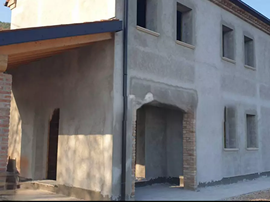 Immagine 2 di Villa in vendita  a Arqua' Petrarca