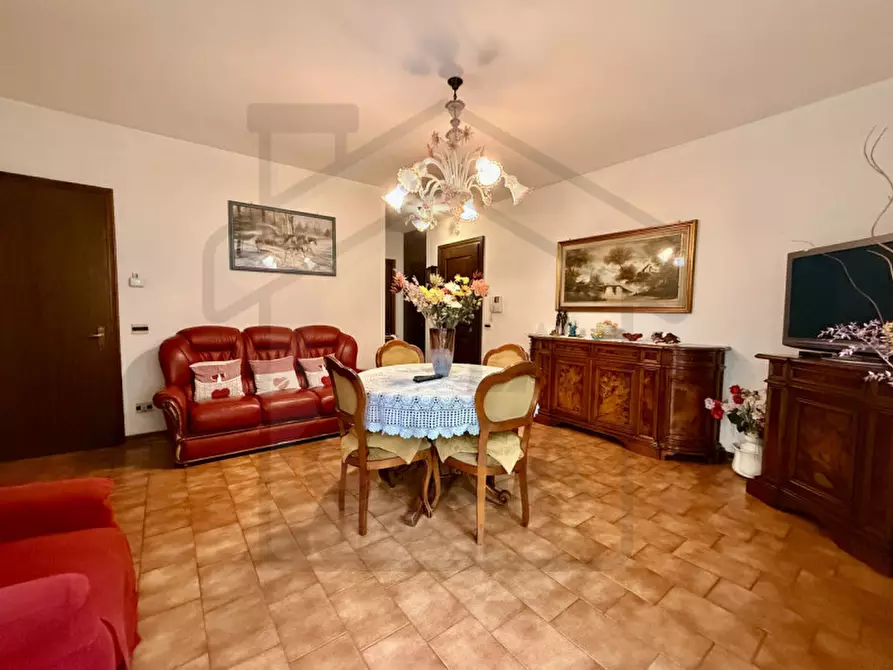 Immagine 4 di Appartamento in vendita  in Via Marcello Benedetto a Abano Terme