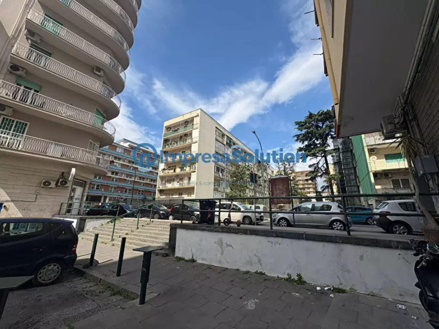 Immagine 3 di Negozio in affitto  in Traversa I Giulio Cesare a Napoli