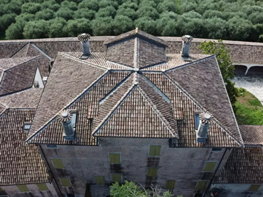 Immagine 13 di Villa in vendita  a Cavaso Del Tomba