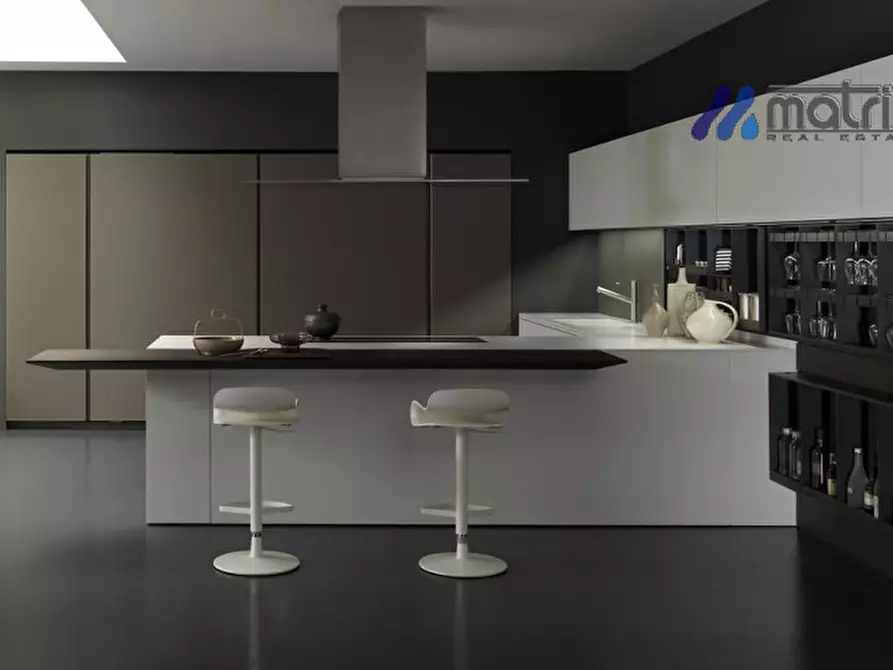 Immagine 5 di Appartamento in vendita  in via Alessandro volta a Abano Terme