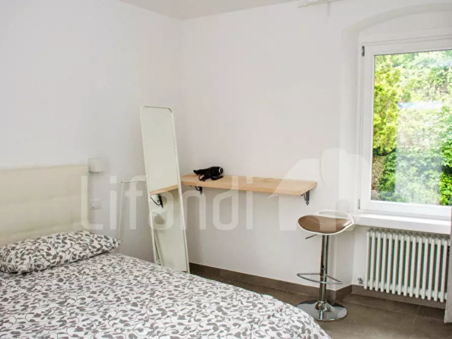 Immagine 9 di Bed & Breakfast in vendita  in Via Cesare Battisti a Arco