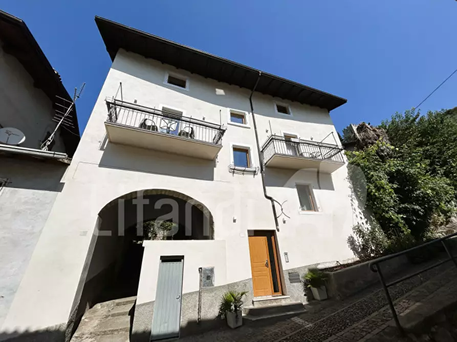 Immagine 15 di Bed & Breakfast in vendita  in Via Cesare Battisti a Arco