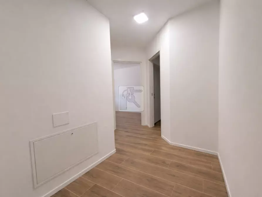 Immagine 5 di Appartamento in vendita  in via Enrico Fermi a Dro