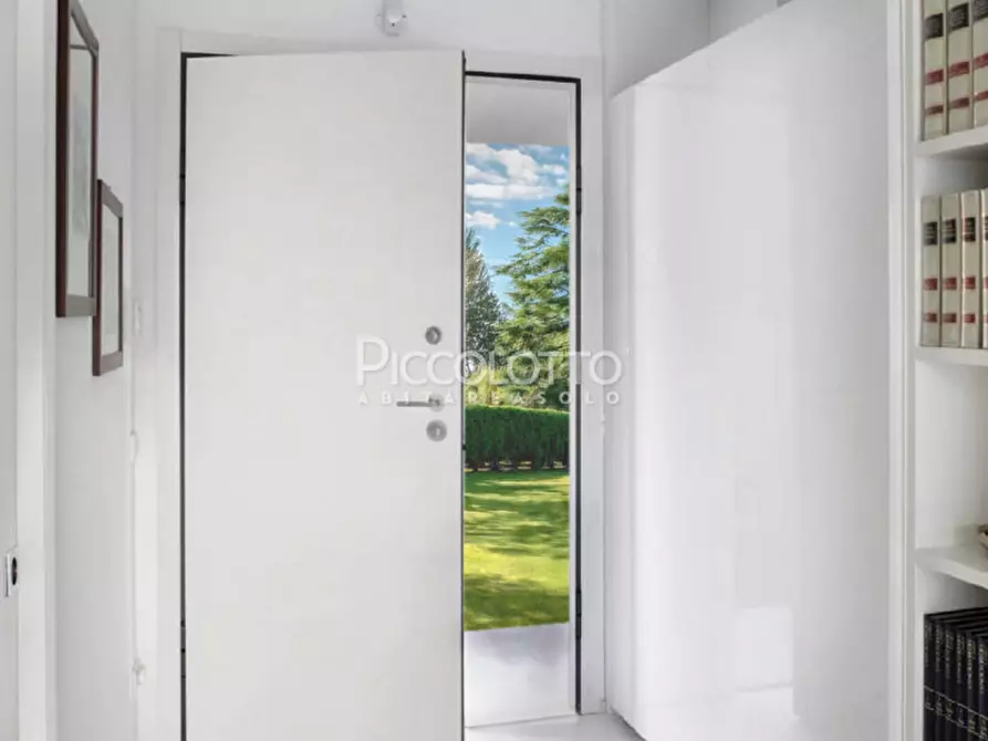 Immagine 5 di Casa bifamiliare in vendita  in via Asolana a Altivole