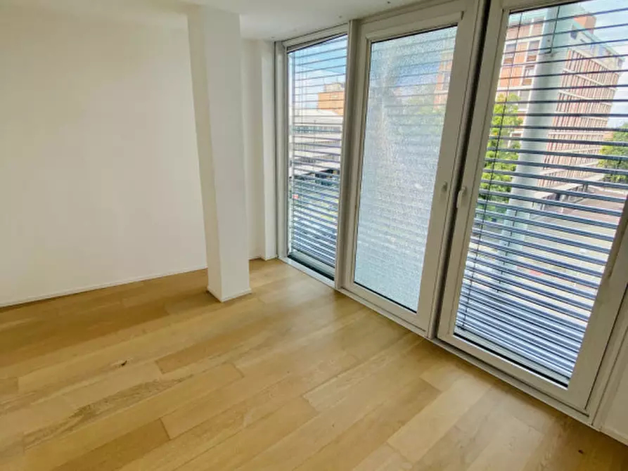 Immagine 7 di Appartamento in vendita  in largo europa a Padova