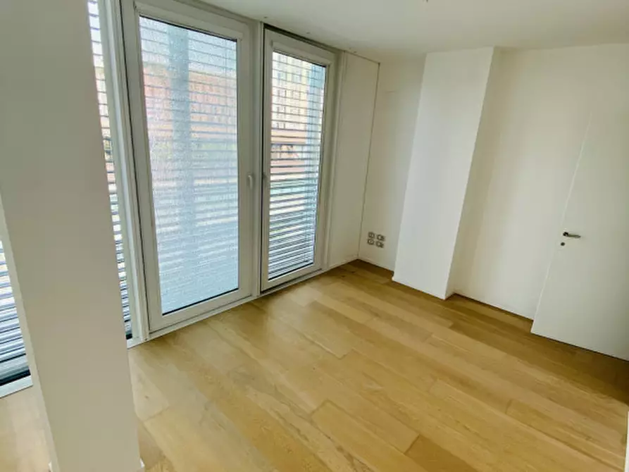 Immagine 8 di Appartamento in vendita  in largo europa a Padova