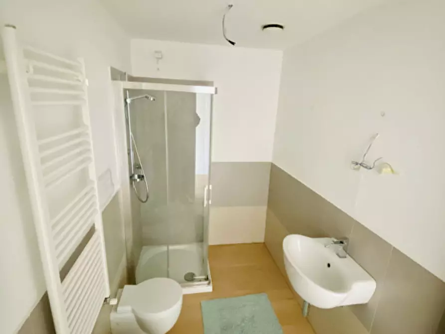 Immagine 9 di Appartamento in vendita  in largo europa a Padova