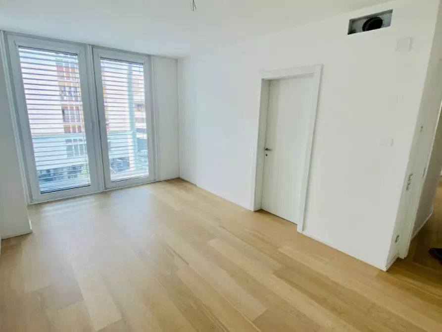 Immagine 12 di Appartamento in vendita  in largo europa a Padova