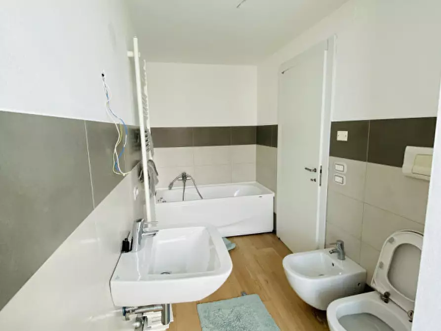 Immagine 15 di Appartamento in vendita  in largo europa a Padova