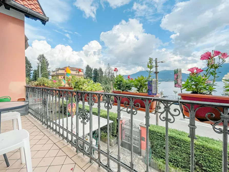 Immagine 1 di Casa indipendente in vendita  in via nazionale, 84 a Oggebbio