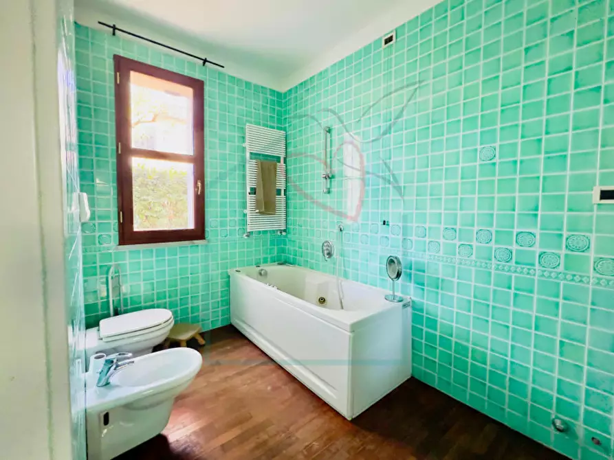 Immagine 11 di Villetta a schiera in vendita  in via mulino del piano a Castelnuovo Magra