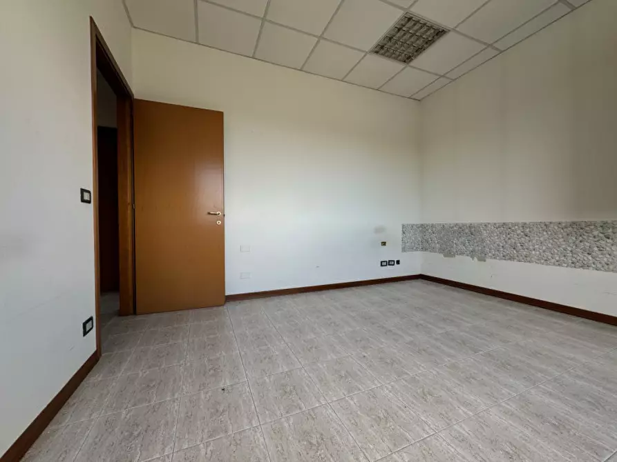 Immagine 8 di Ufficio in affitto  in via Po a Pianiga