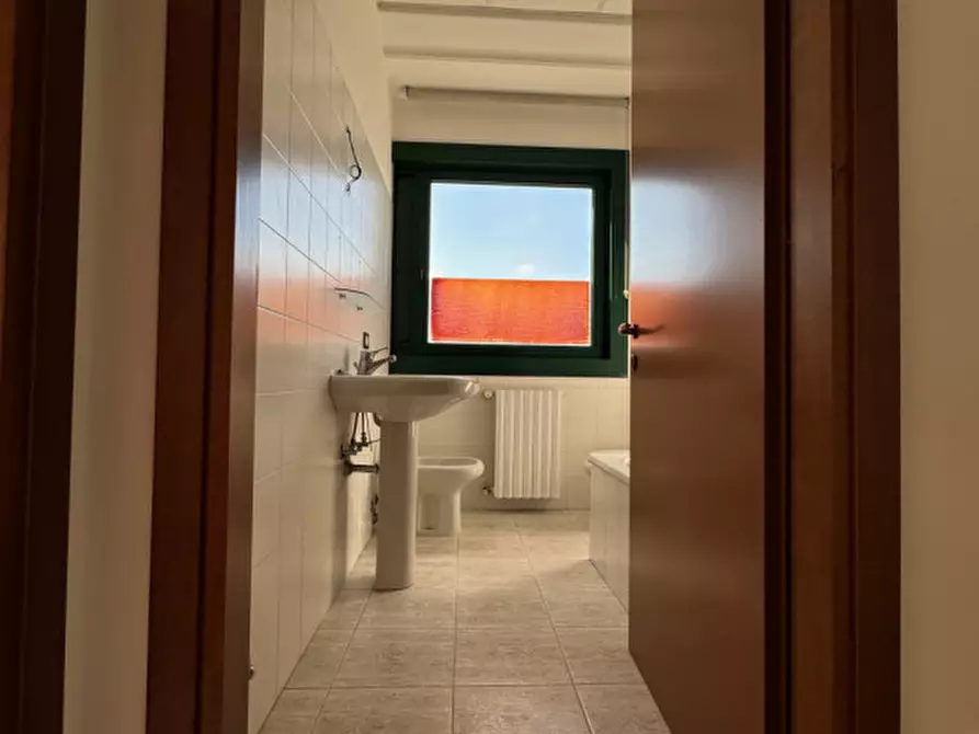 Immagine 10 di Ufficio in affitto  in via Po a Pianiga