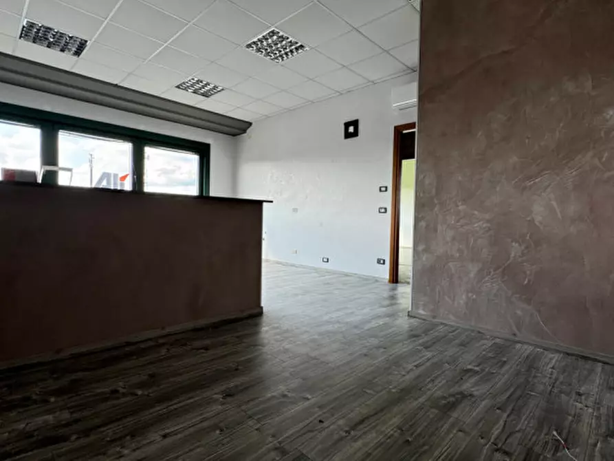 Immagine 14 di Ufficio in affitto  in via Po a Pianiga