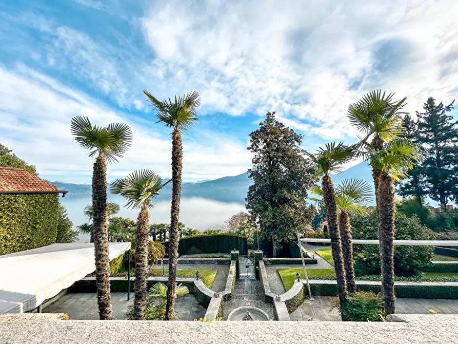 Immagine 4 di Palazzo in vendita  in via giovanni polli, 11 a Oggebbio