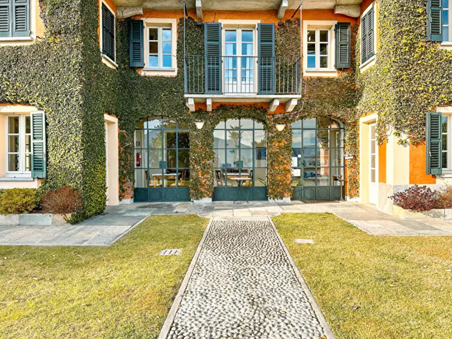 Immagine 26 di Palazzo in vendita  in via giovanni polli, 11 a Oggebbio