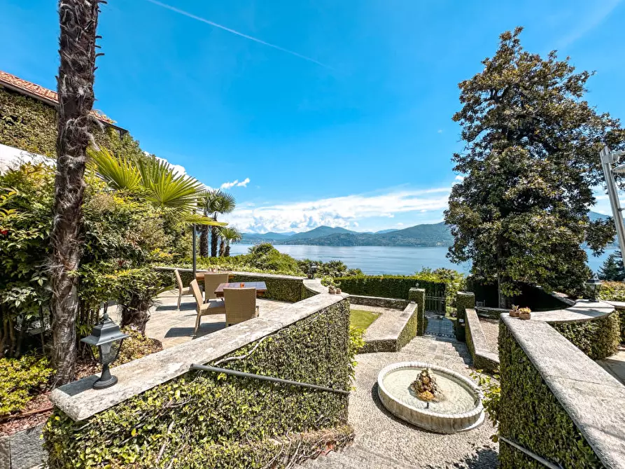 Immagine 65 di Palazzo in vendita  in via giovanni polli, 11 a Oggebbio