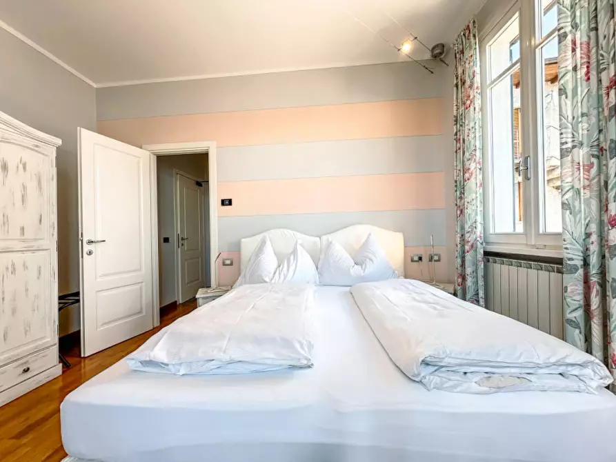 Immagine 67 di Palazzo in vendita  in via giovanni polli, 11 a Oggebbio