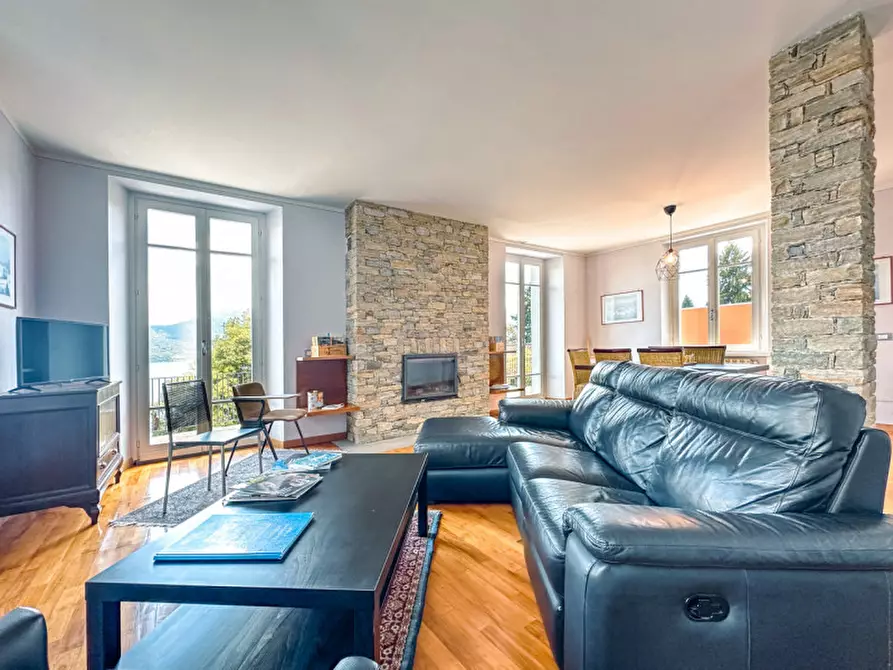 Immagine 87 di Palazzo in vendita  in via giovanni polli, 11 a Oggebbio