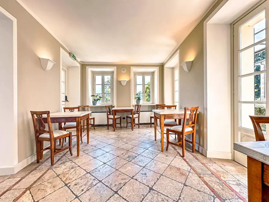 Immagine 88 di Palazzo in vendita  in via giovanni polli, 11 a Oggebbio