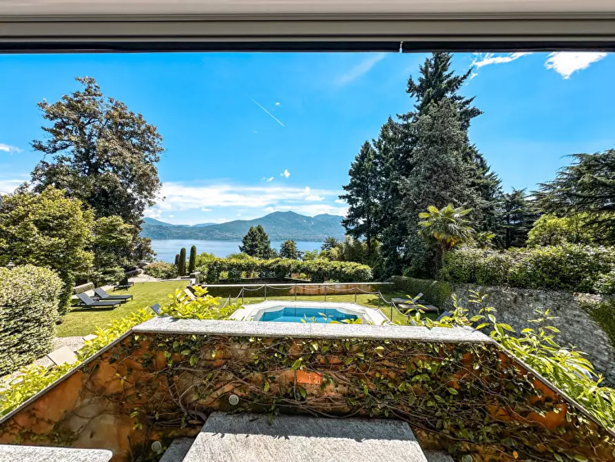 Immagine 95 di Palazzo in vendita  in via giovanni polli, 11 a Oggebbio