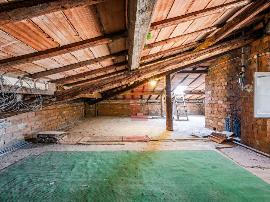 Immagine 42 di Appartamento in vendita  in Via Muzzi 3 a Parma