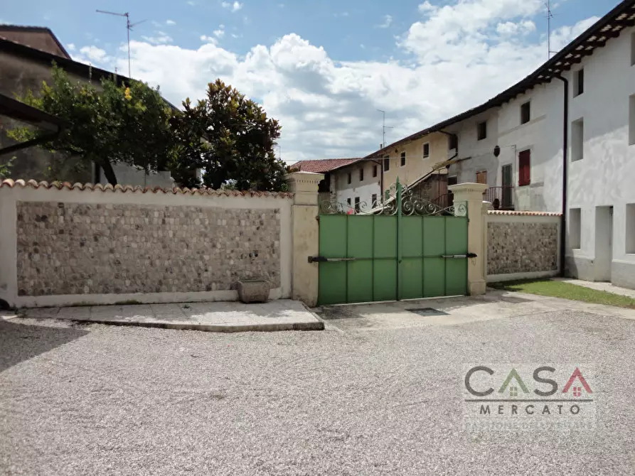 Immagine 18 di Rustico / casale in vendita  in Via Cesare Battisti a Cordenons