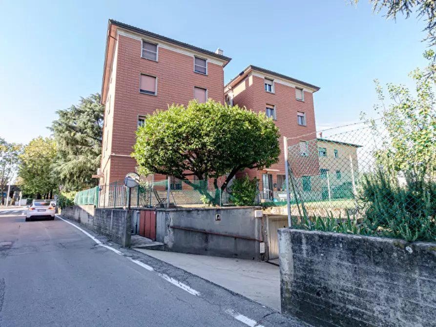 Immagine 1 di Appartamento in vendita  in via emilia 303 a San Lazzaro Di Savena