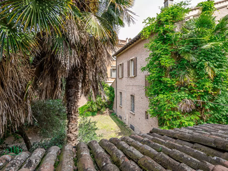 Immagine 15 di Appartamento in vendita  in Via Santo Stefano a Bologna