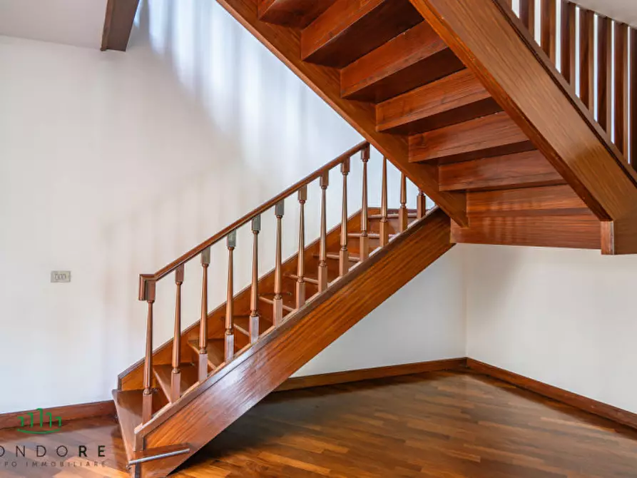 Immagine 22 di Appartamento in vendita  in Via Santo Stefano a Bologna