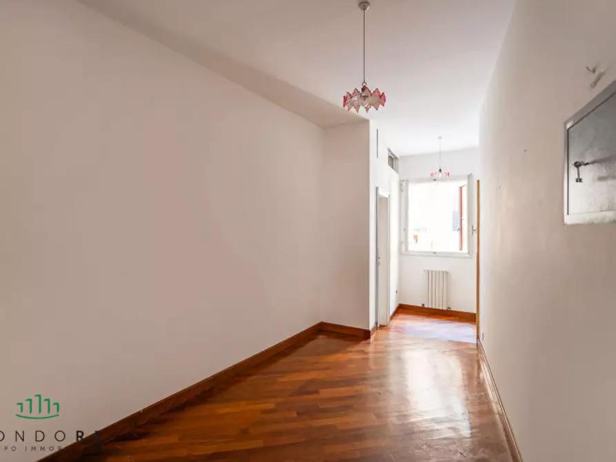 Immagine 23 di Appartamento in vendita  in Via Santo Stefano a Bologna