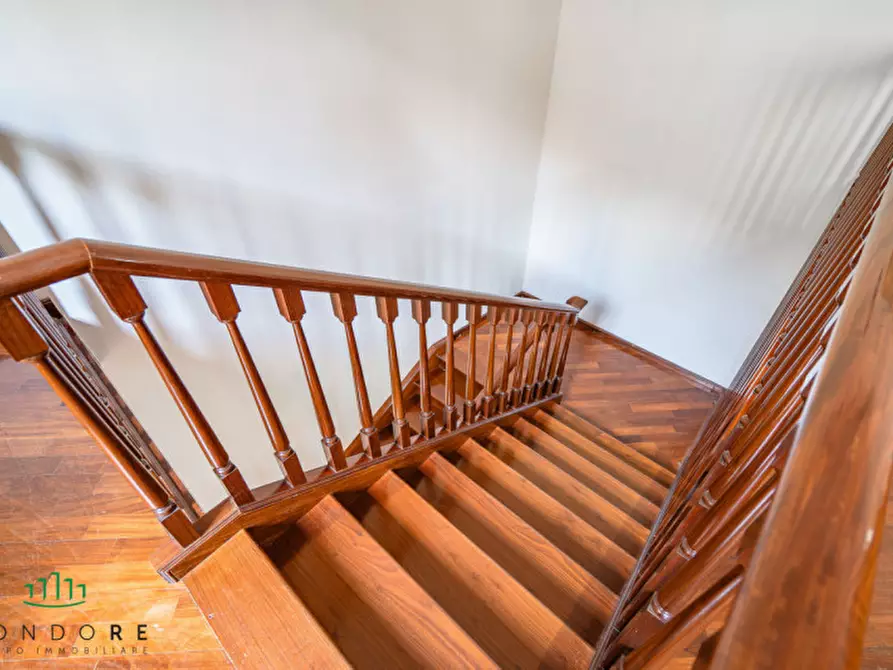 Immagine 42 di Appartamento in vendita  in Via Santo Stefano a Bologna