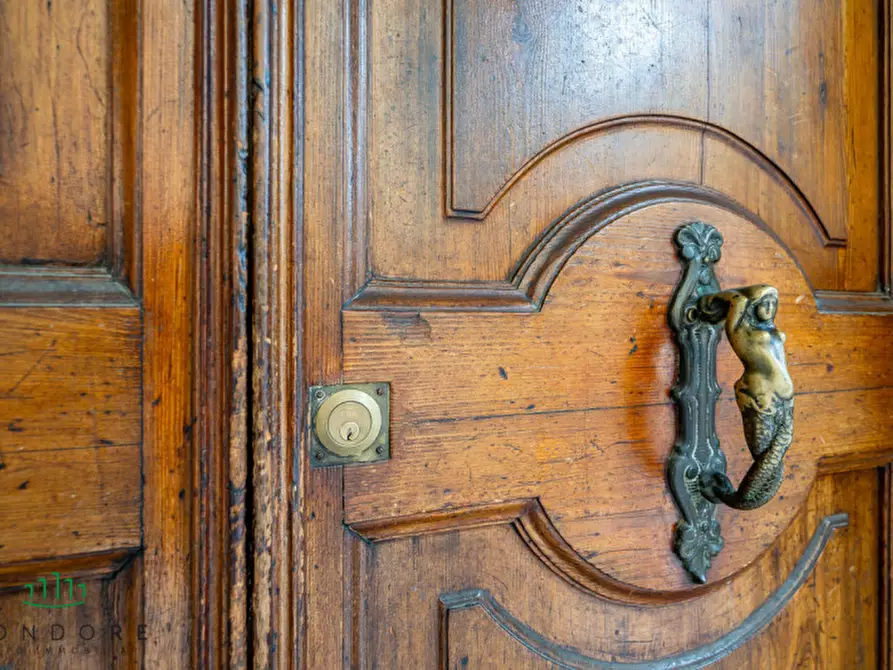 Immagine 59 di Appartamento in vendita  in Via Santo Stefano a Bologna